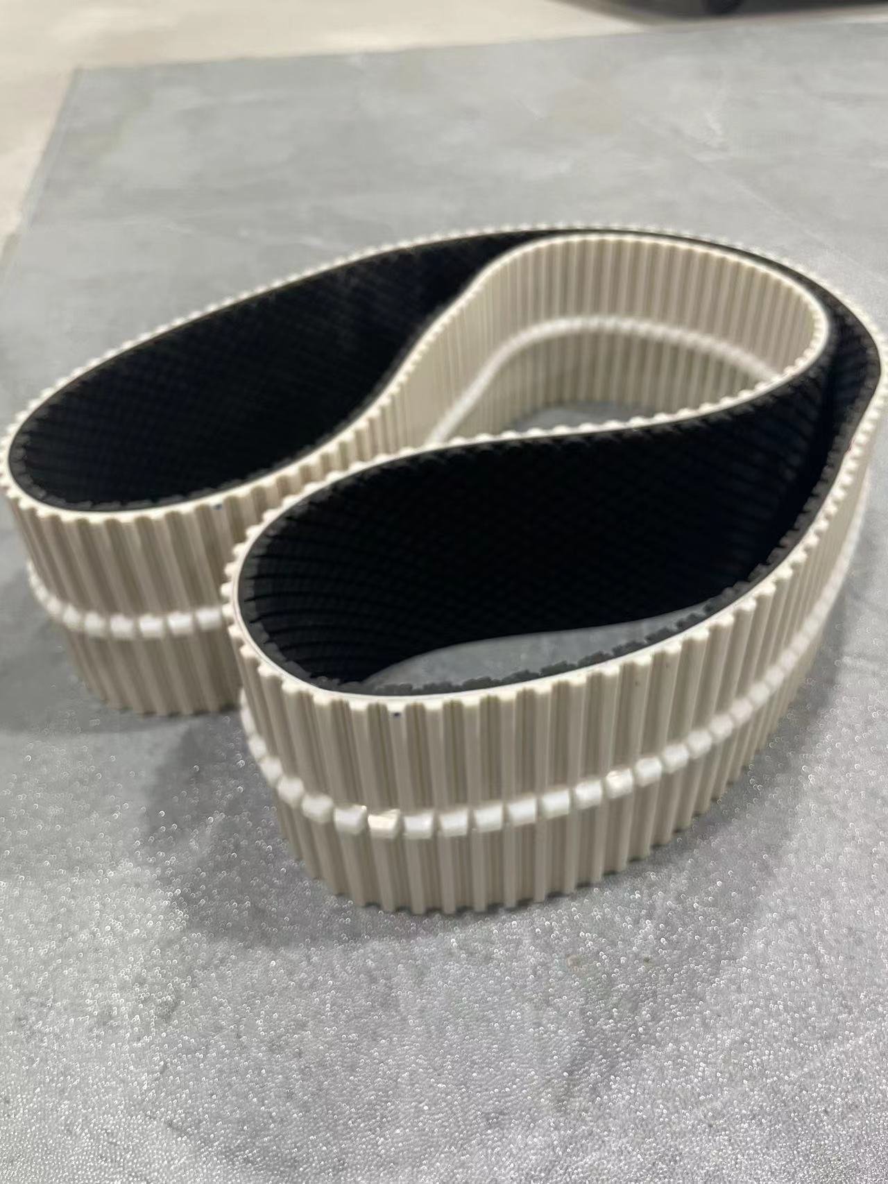 PU同步帶使用環(huán)境過濕怎么辦